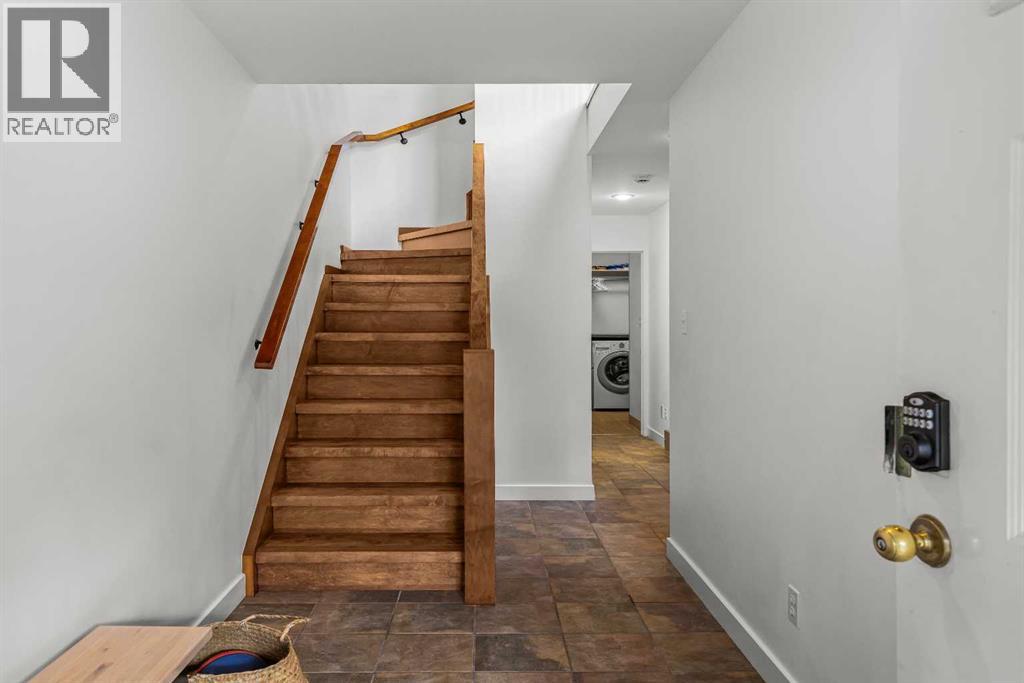 #4 822 5 Street - Image 34