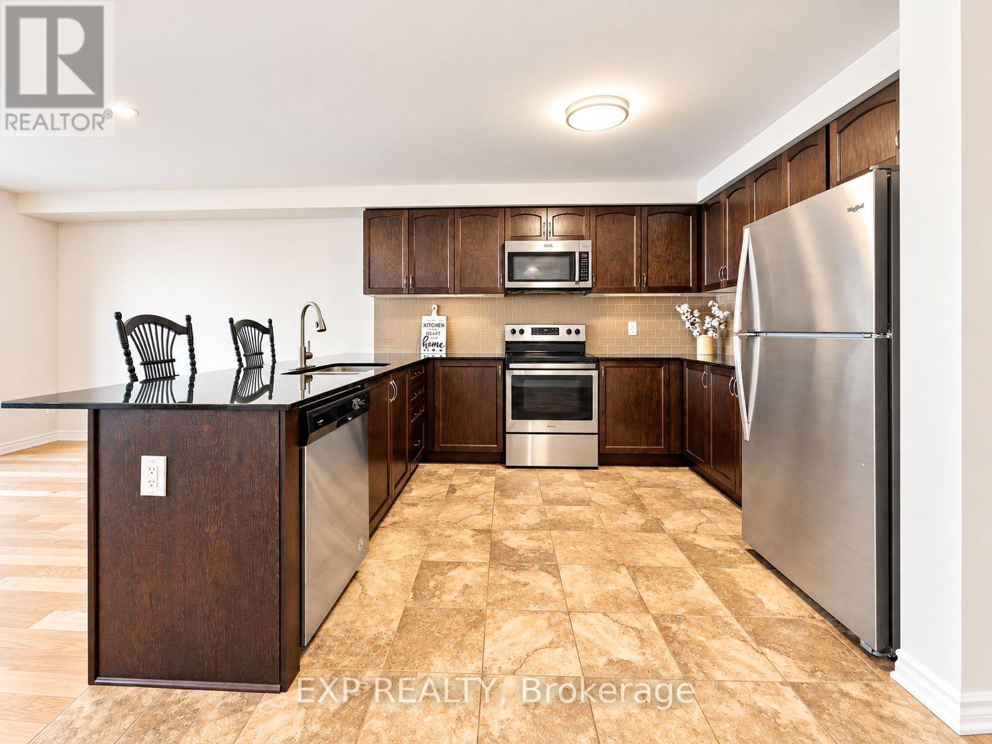 3 Bed, 3 Bath House for Sale in Ottawa – 608 PARADE DRIVE, Ottawa – MLS# X13770172 - Image 15