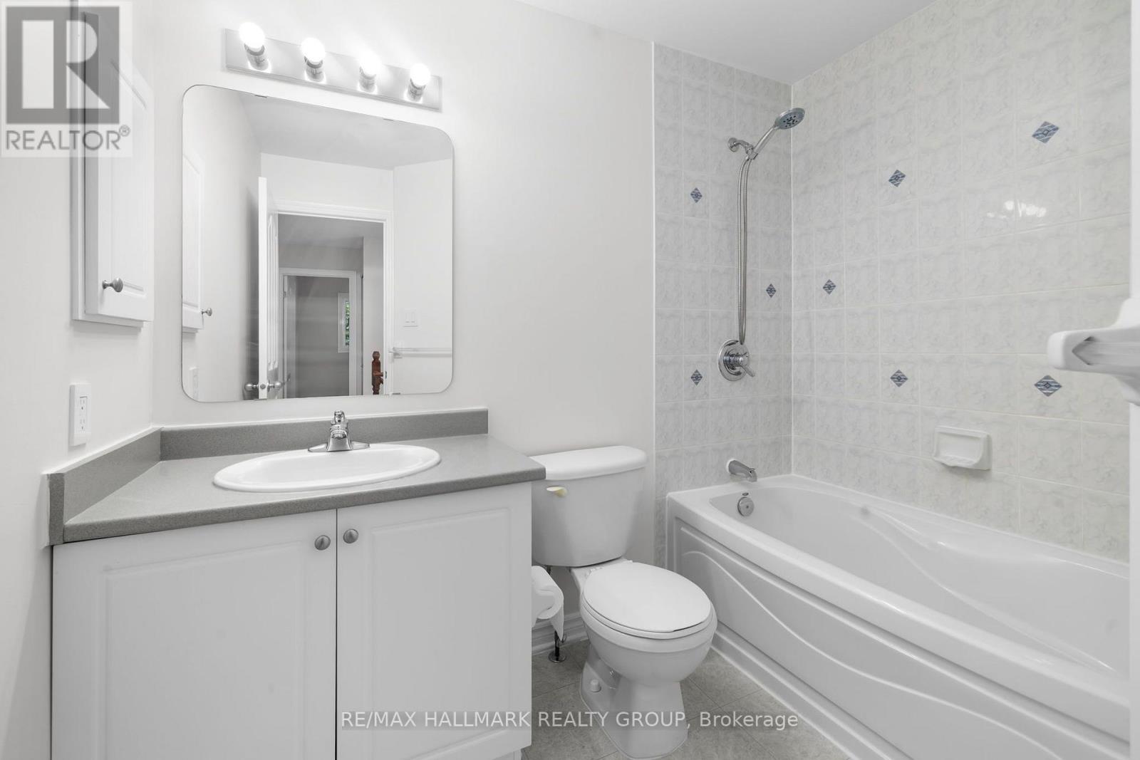 3 Bed, 3 Bath House for Sale in Ottawa – 1006 MARKWICK CRESCENT, Ottawa – MLS# X13770182 - Image 24