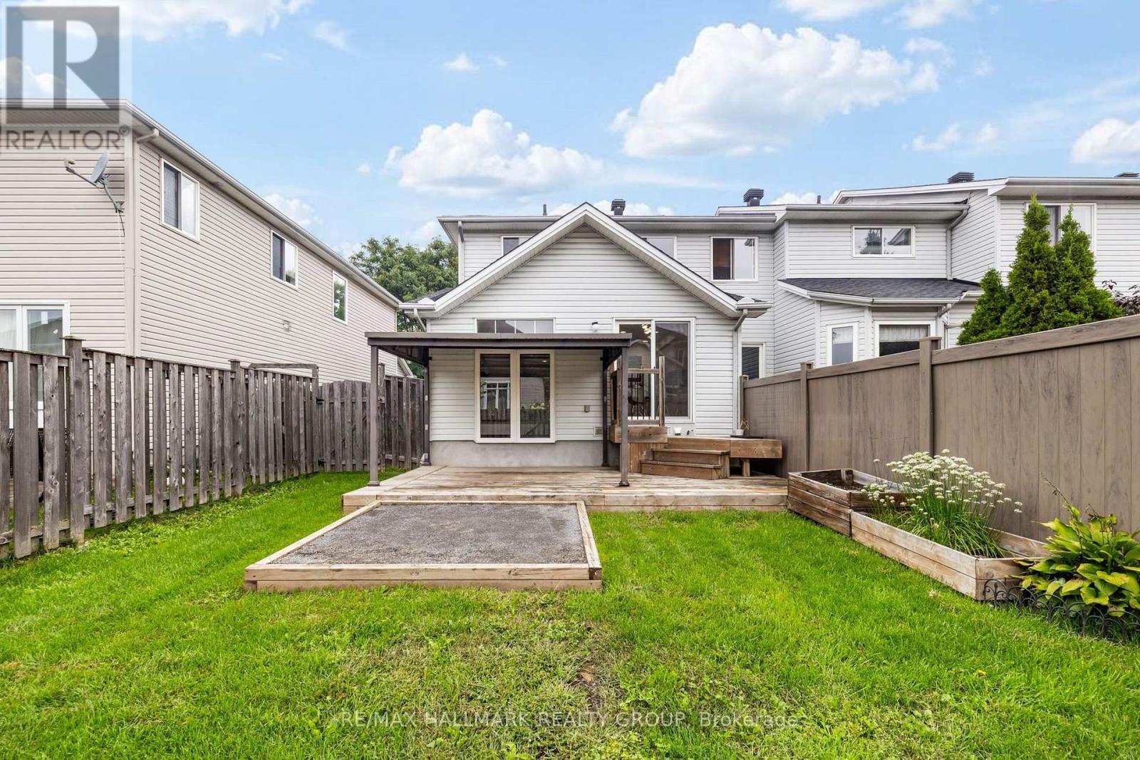 3 Bed, 3 Bath House for Sale in Ottawa – 1006 MARKWICK CRESCENT, Ottawa – MLS# X13770182 - Image 28