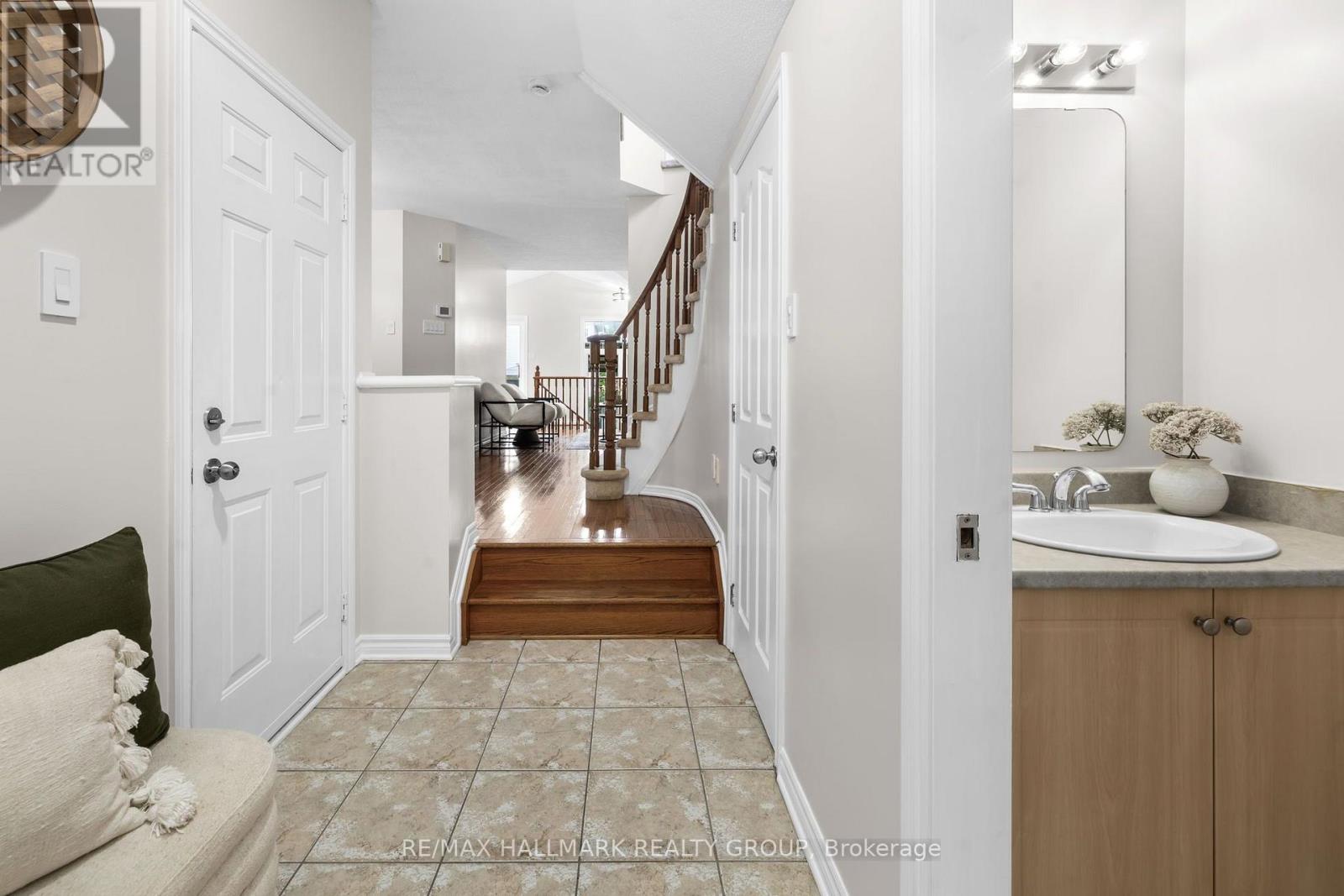 1006 MARKWICK CRESCENT, Ottawa — photo 7