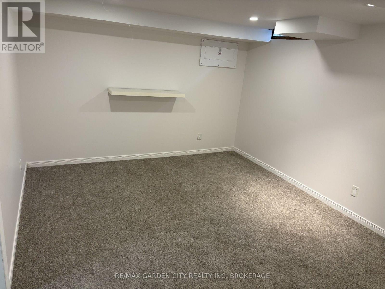 280 Thaler Avenue — photo 13
