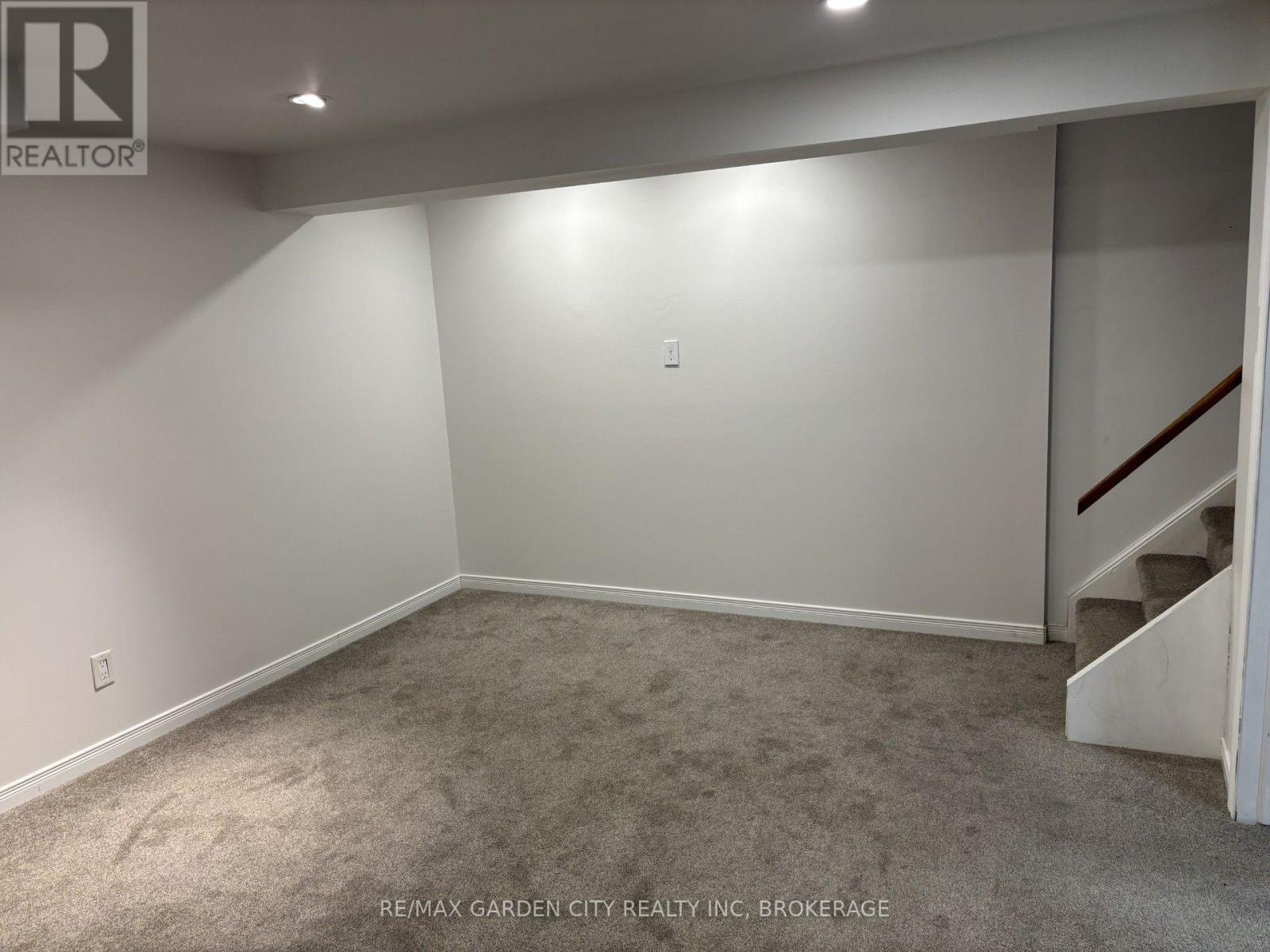 280 Thaler Avenue — photo 14