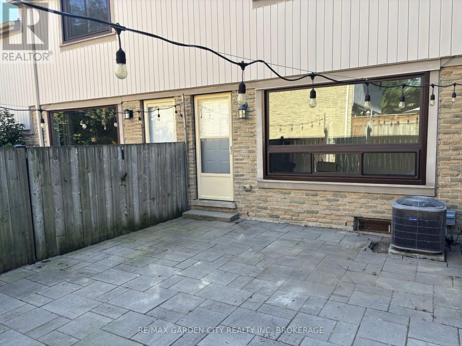 280 Thaler Avenue — photo 18