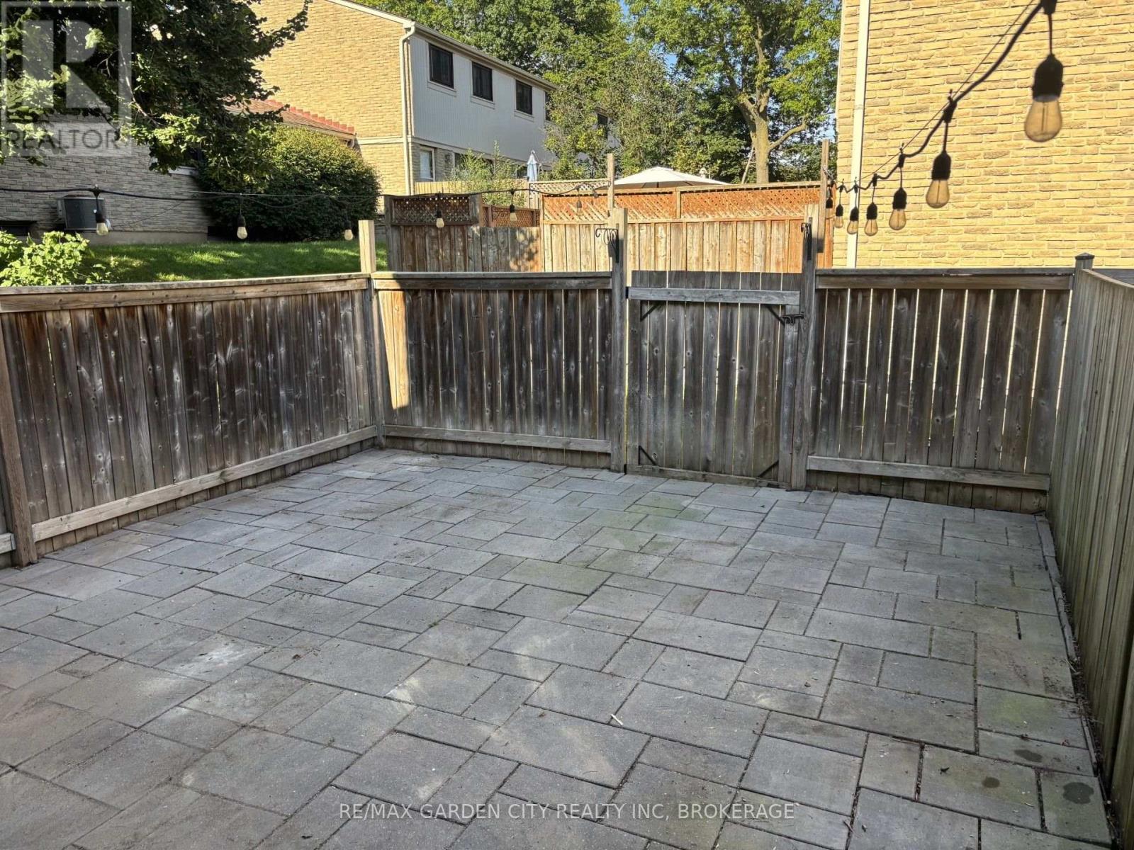 280 Thaler Avenue — photo 19