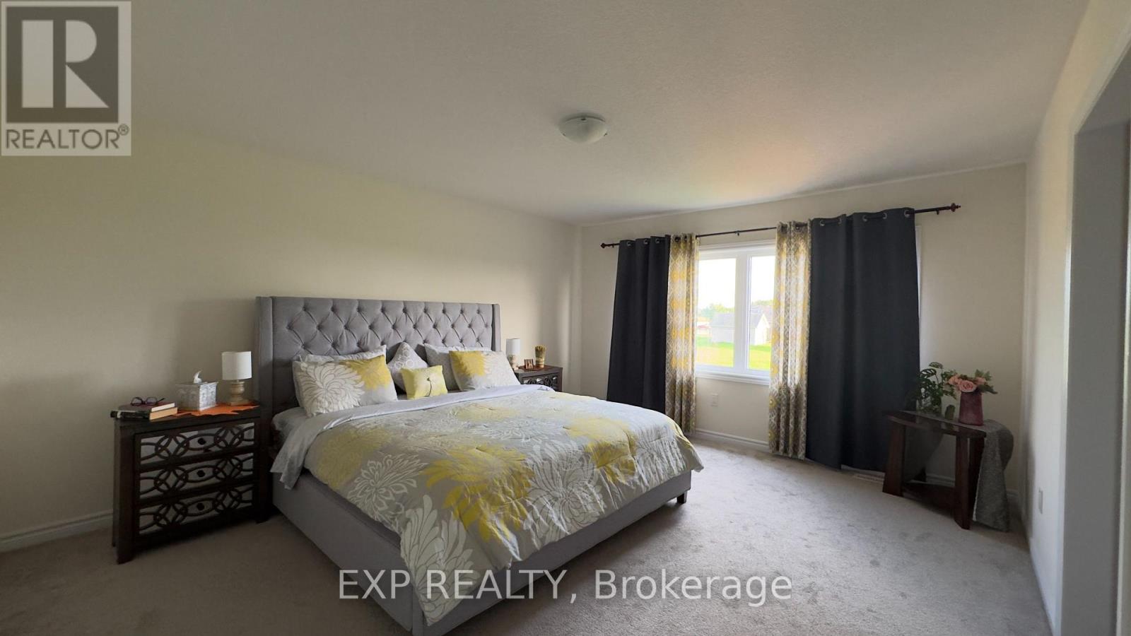190 EXPLORER WAY - Image 33