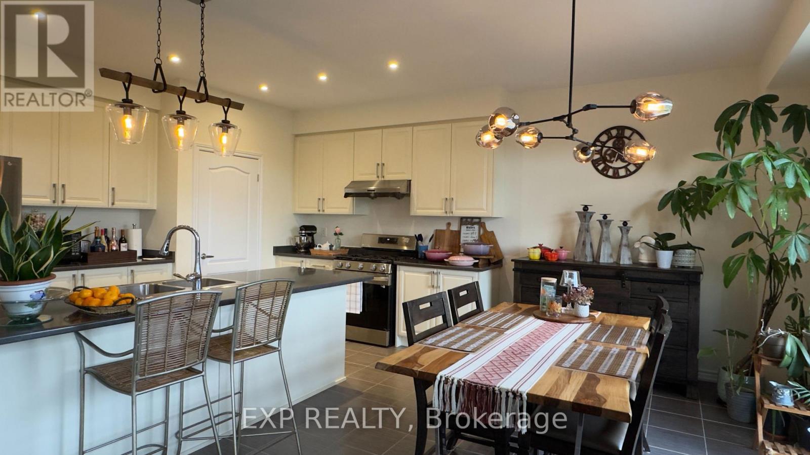 190 EXPLORER WAY, Thorold (Rolling Meadows) — photo 5