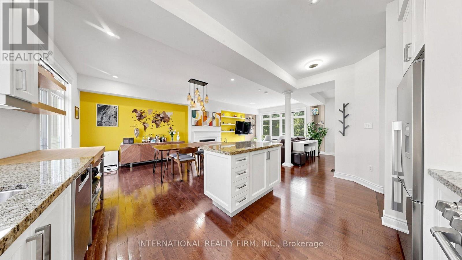 110 LORRAINE DRIVE - 12