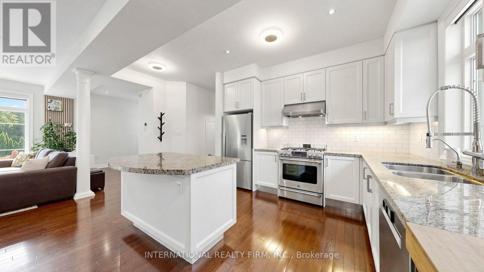 110 LORRAINE DRIVE - 15