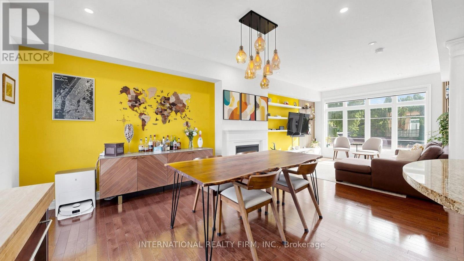 110 LORRAINE DRIVE - 16