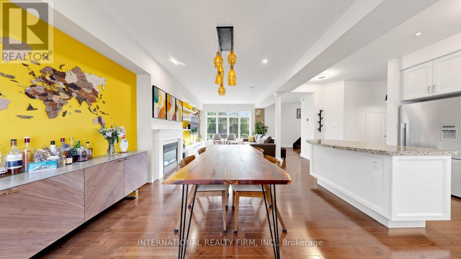 110 LORRAINE DRIVE - 17