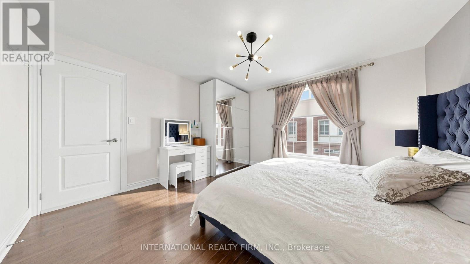 110 LORRAINE DRIVE - 29