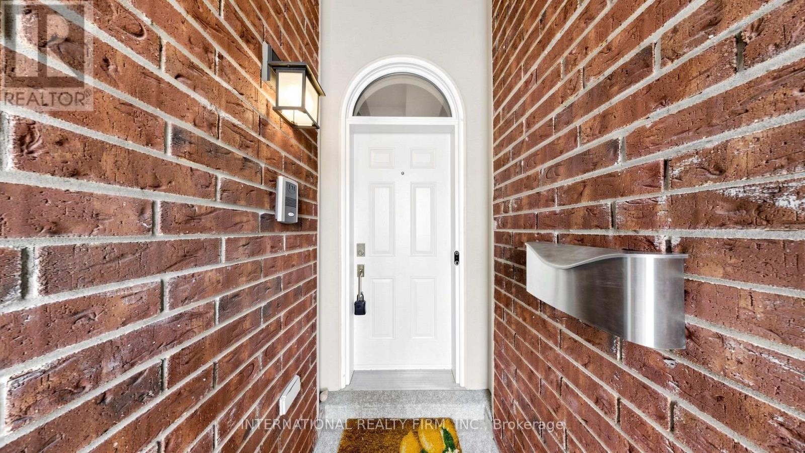 110 LORRAINE DRIVE - 3