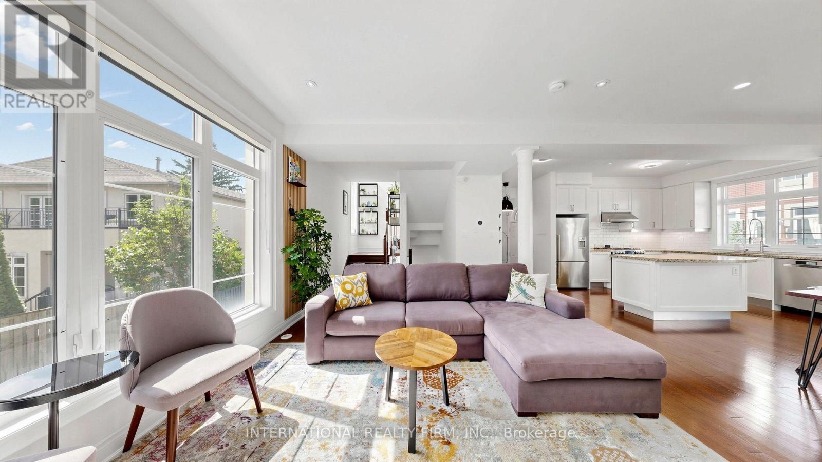 110 LORRAINE DRIVE - 6