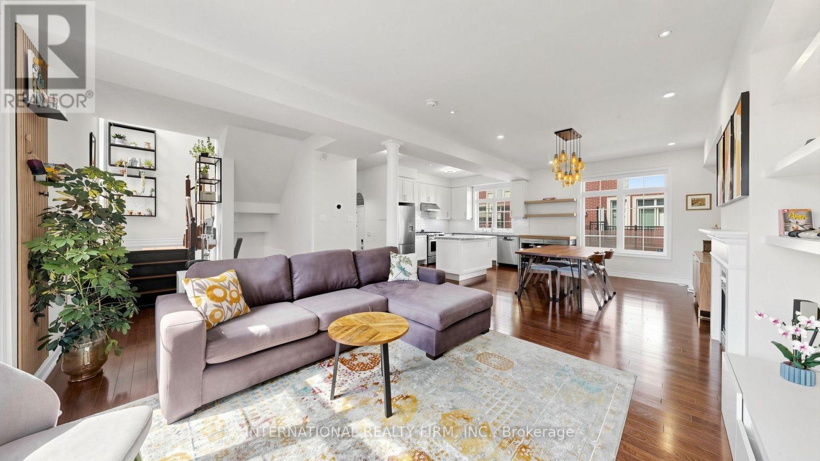 110 LORRAINE DRIVE - 7