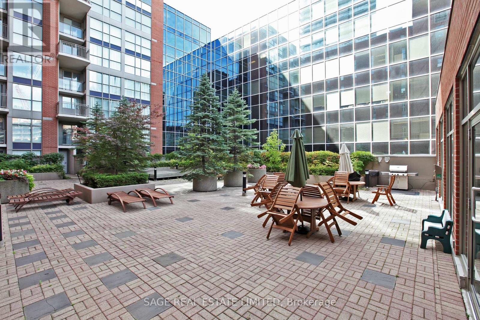 #506 18 MERTON STREET - Image 42