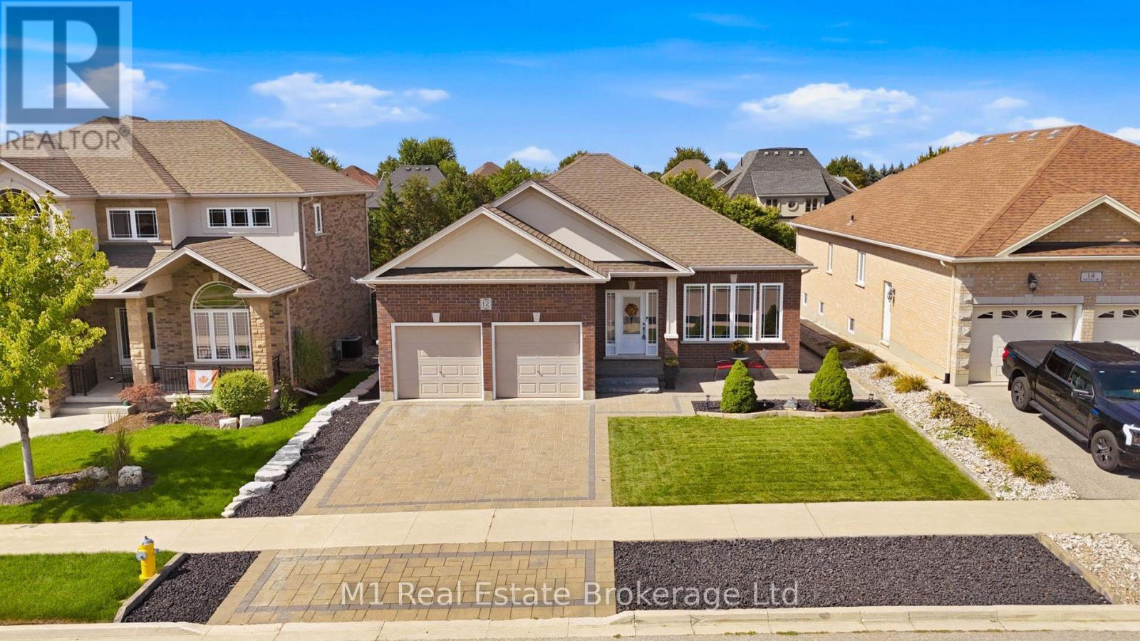 12 SWEENEY DRIVE, Guelph (Kortright East) — photo 1