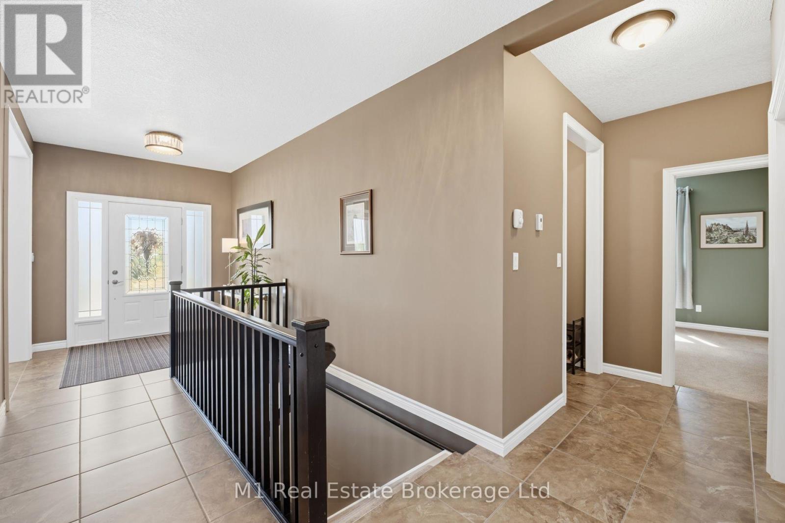 12 SWEENEY DRIVE, Guelph (Kortright East) — photo 7