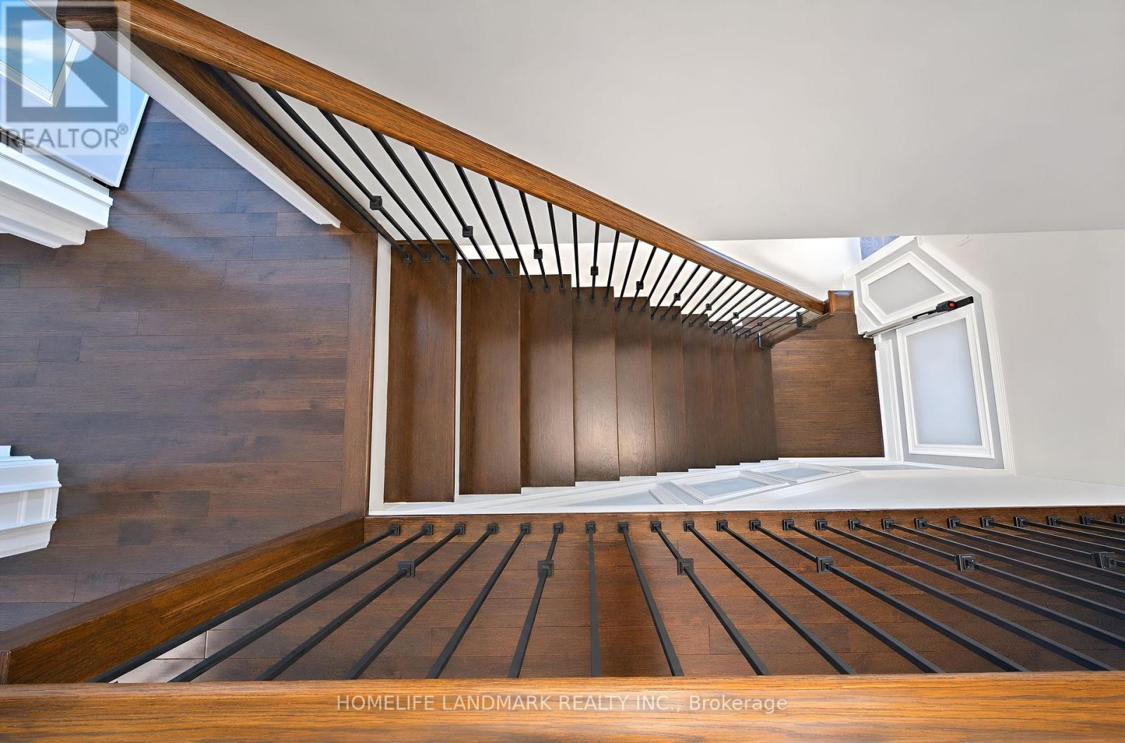 21 BEARWOOD DRIVE - 19