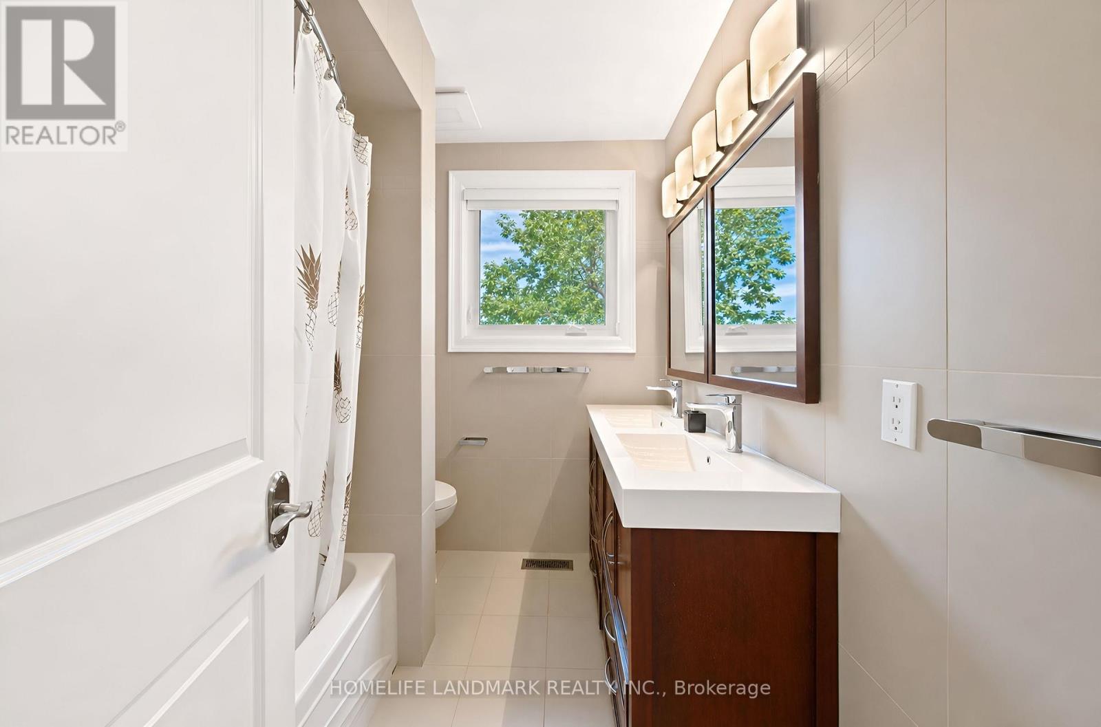 21 BEARWOOD DRIVE - 32