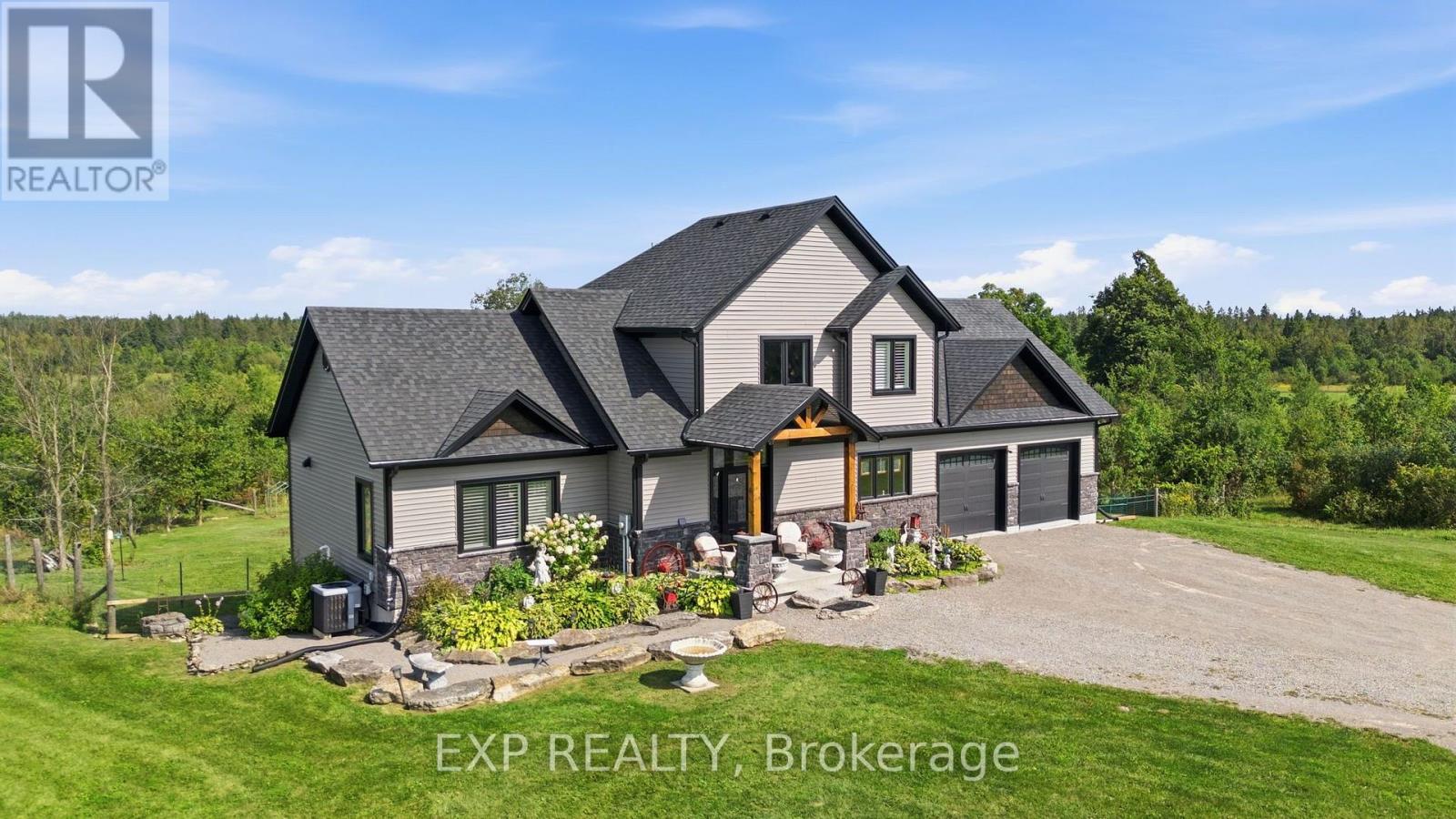 2166 VICTORIA ROAD - 12