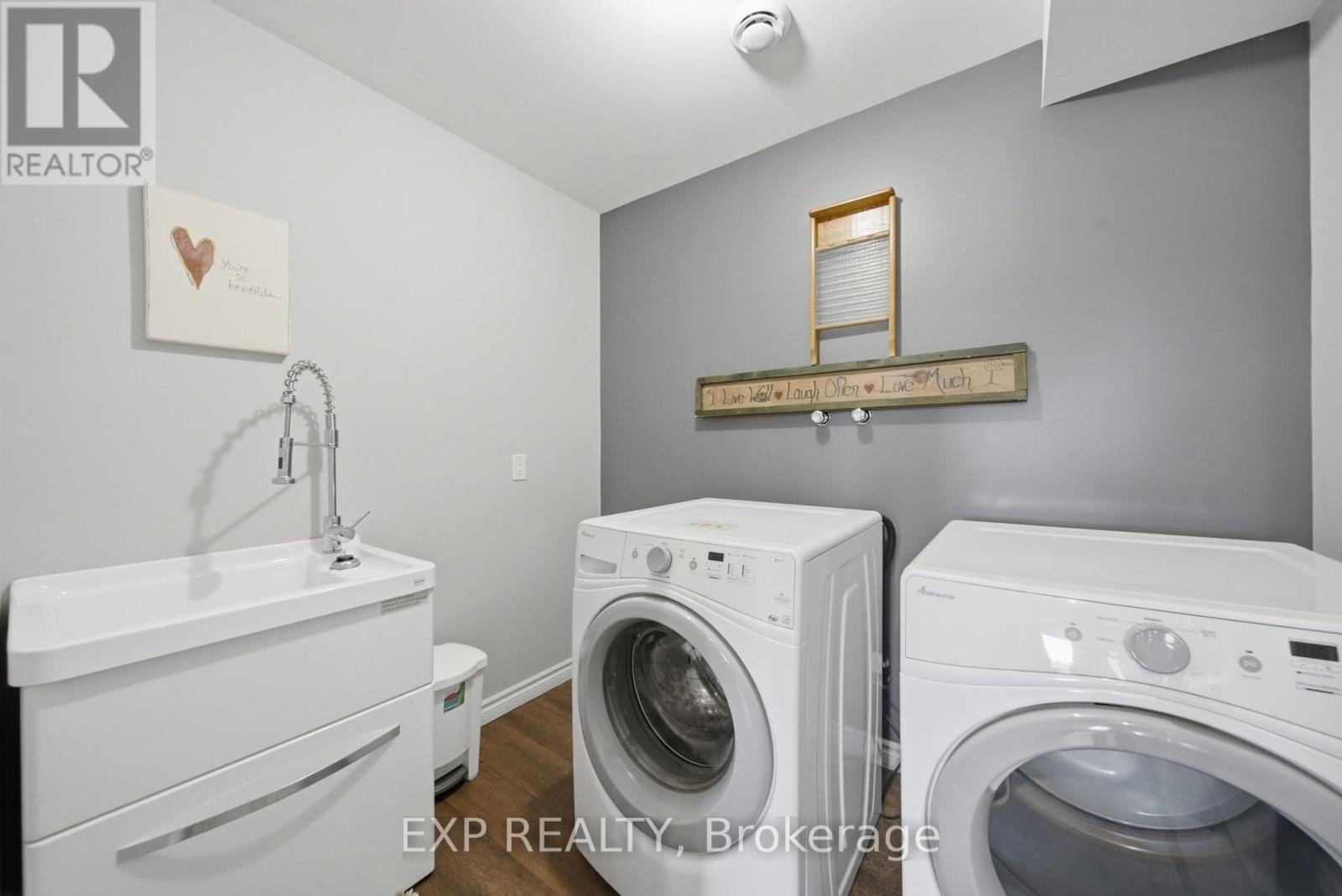 2166 VICTORIA ROAD - 33