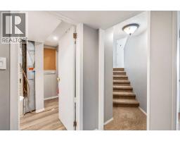 194 Mt Blakiston Road W, Lethbridge, AB T1K6M5 Photo 23