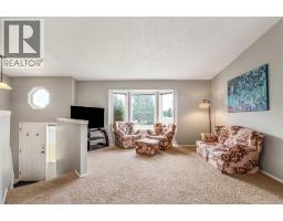 Primary Bedroom - 194 Mt Blakiston Road W, Lethbridge, AB T1K6M5 Photo 8