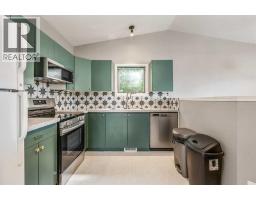 194 Mt Blakiston Road W, Lethbridge, AB T1K6M5 Photo 13
