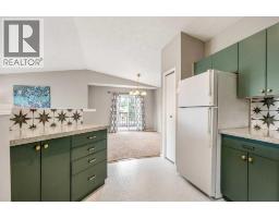 194 Mt Blakiston Road W, Lethbridge, AB T1K6M5 Photo 14