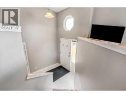 Bedroom - 194 Mt Blakiston Road W, Lethbridge, AB T1K6M5 Photo 7