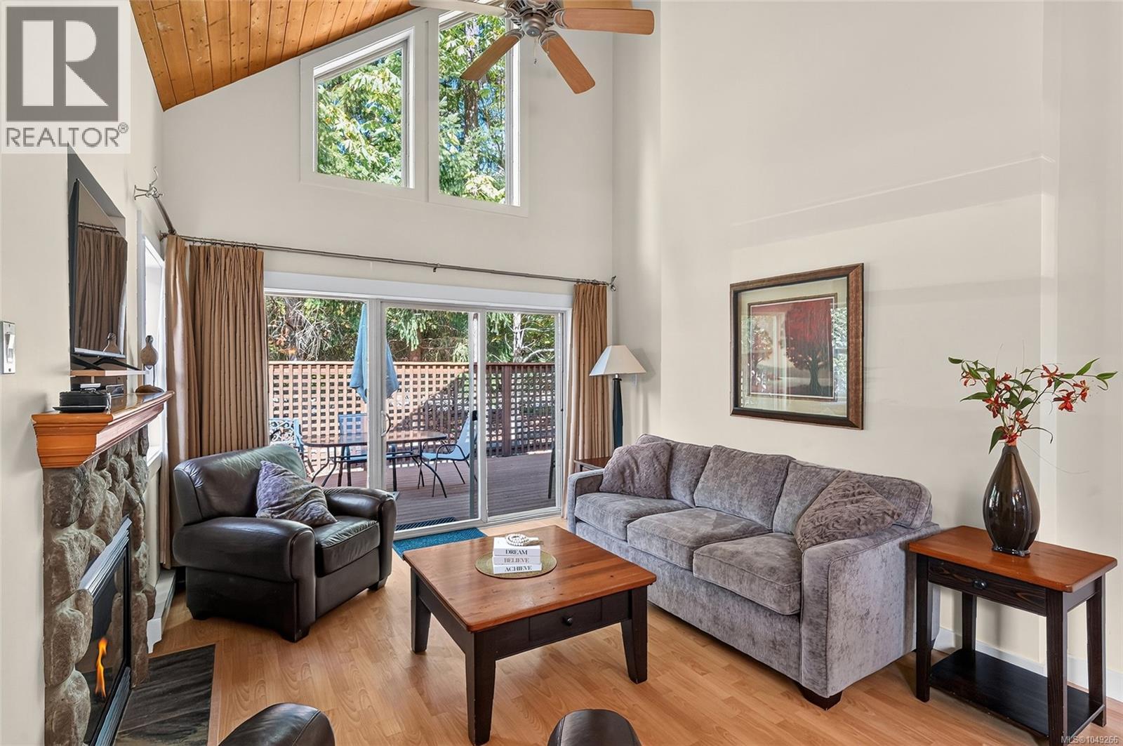 107 1080 Resort Dr, Parksville