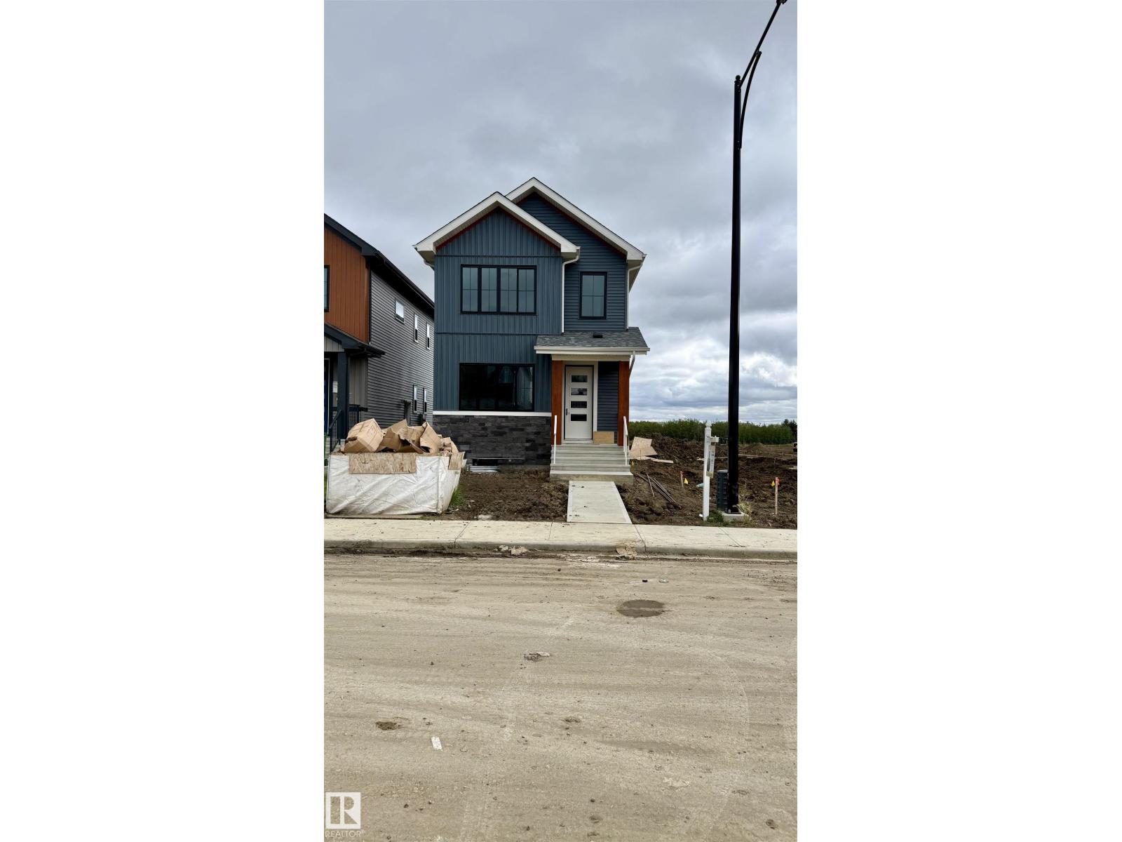 18639 130 ST NW - 1