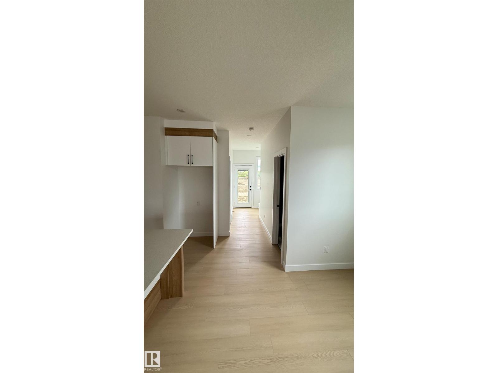 18639 130 ST NW - 12