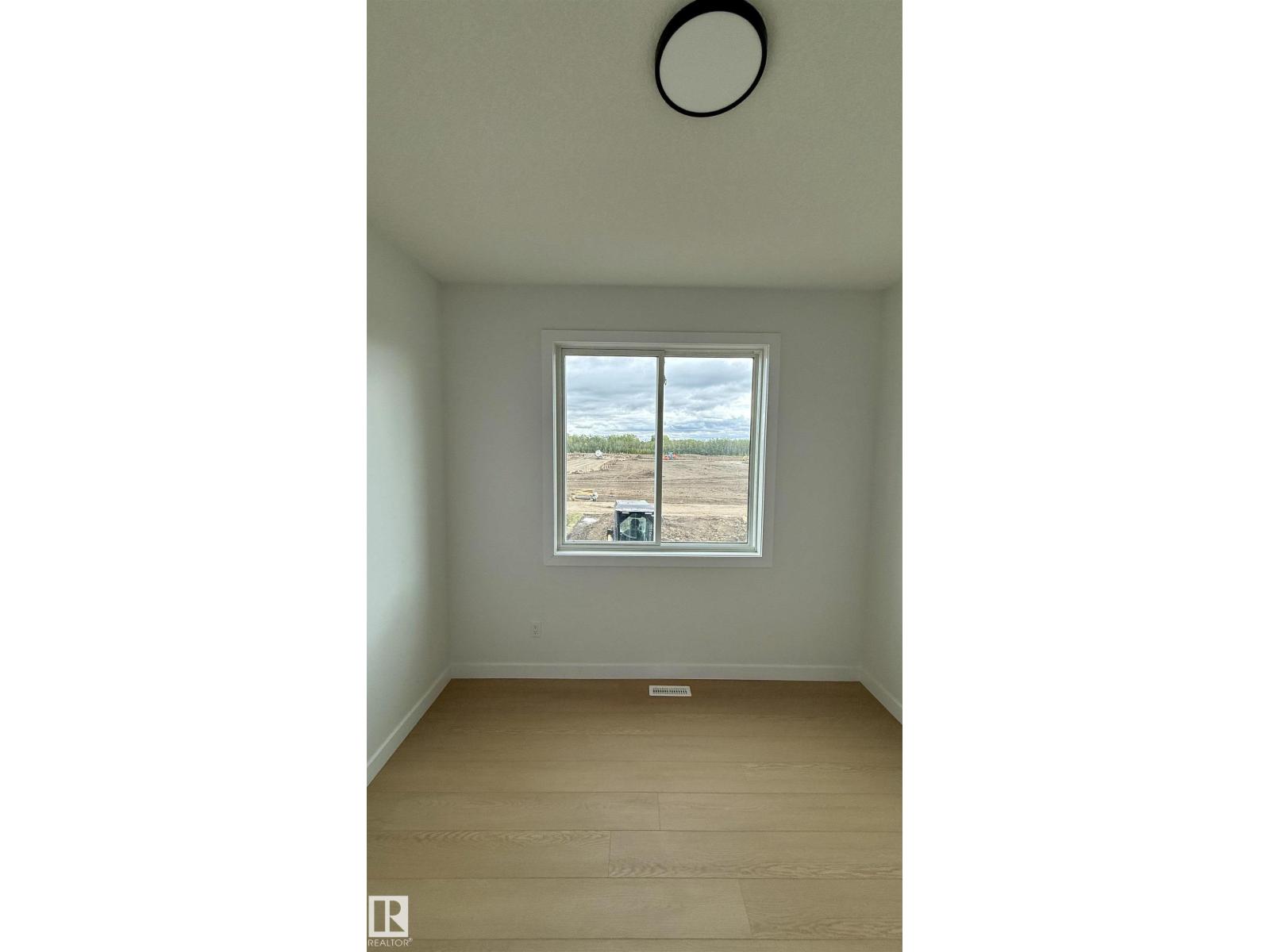 18639 130 ST NW - 14