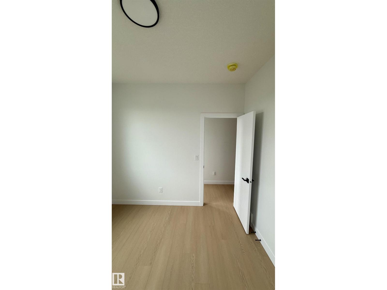 18639 130 ST NW - 15