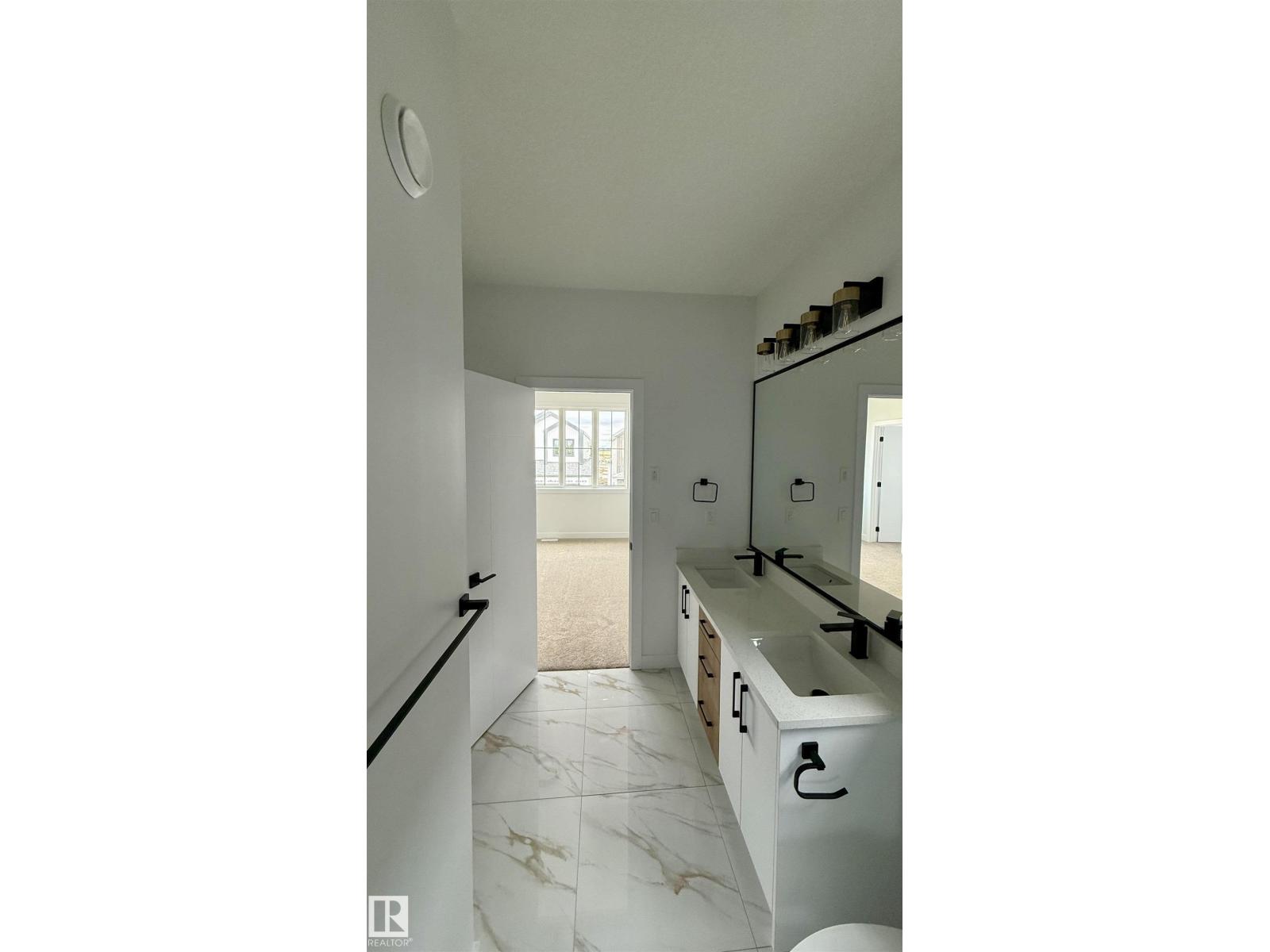 18639 130 ST NW - 27