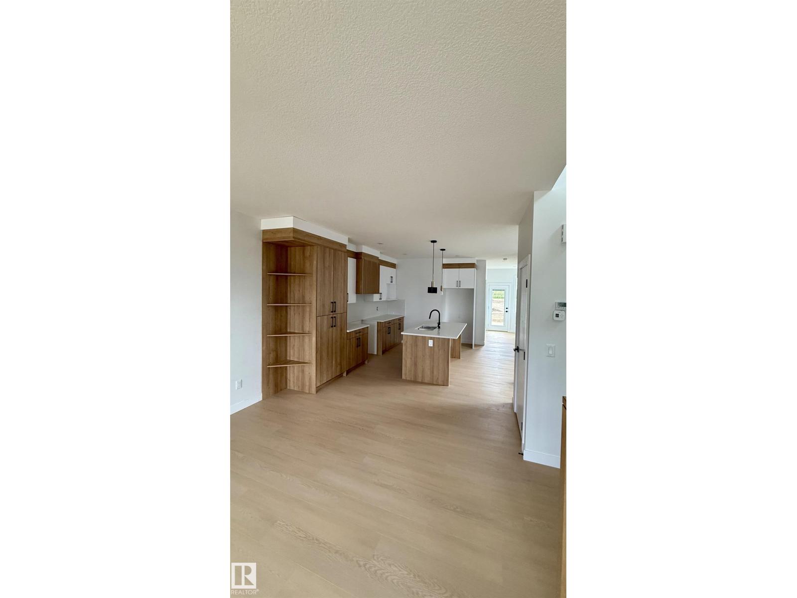 18639 130 ST NW - 6