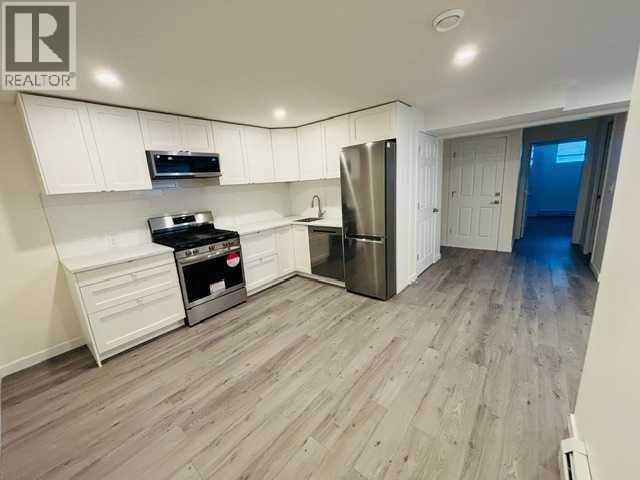 643 Everridge Drive SW - Image 36