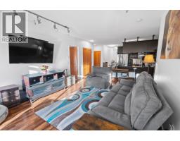 301 11887 Burnett Street, Maple Ridge, BC V2X6P6 Photo 12