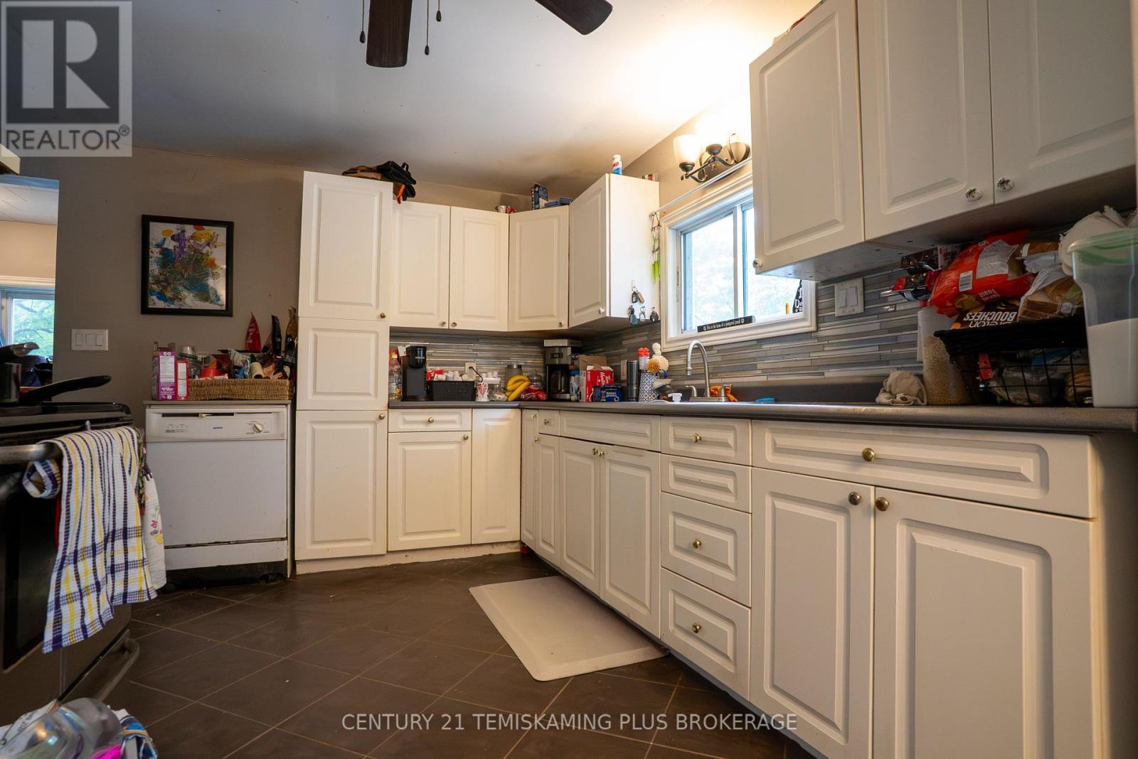 8148 TWIN LAKES C2 ROAD - 12