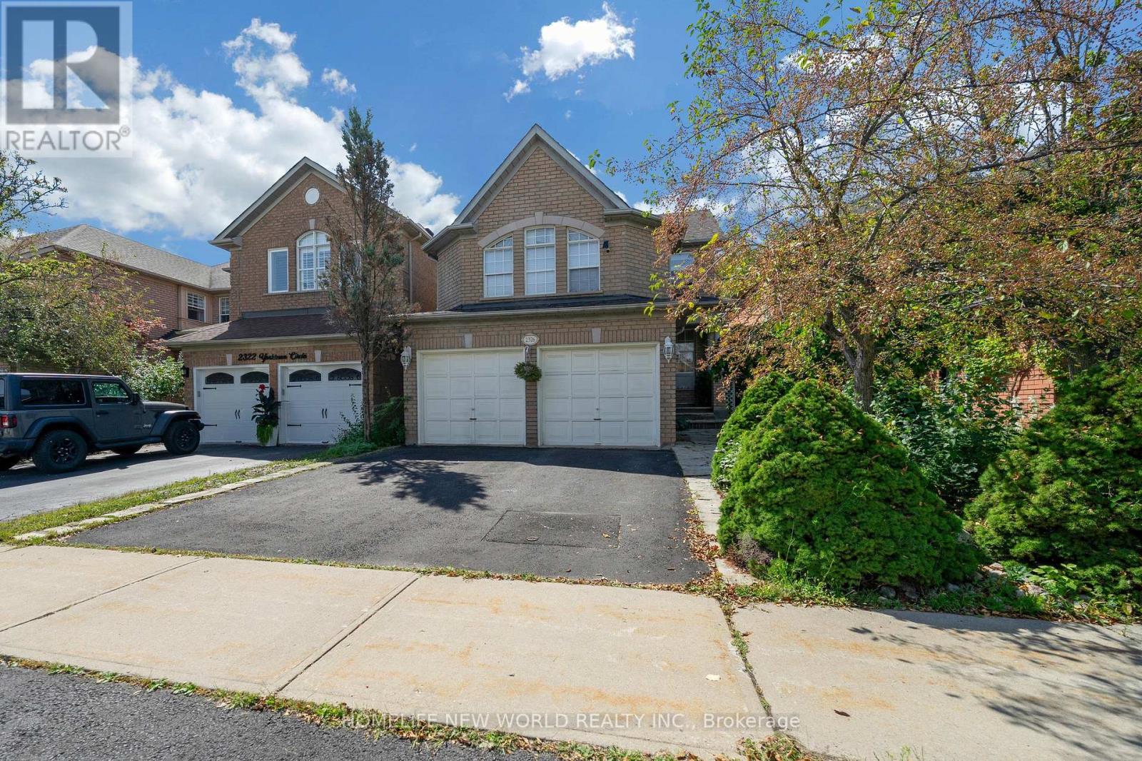 2326 YORKTOWN CIRCLE - 2