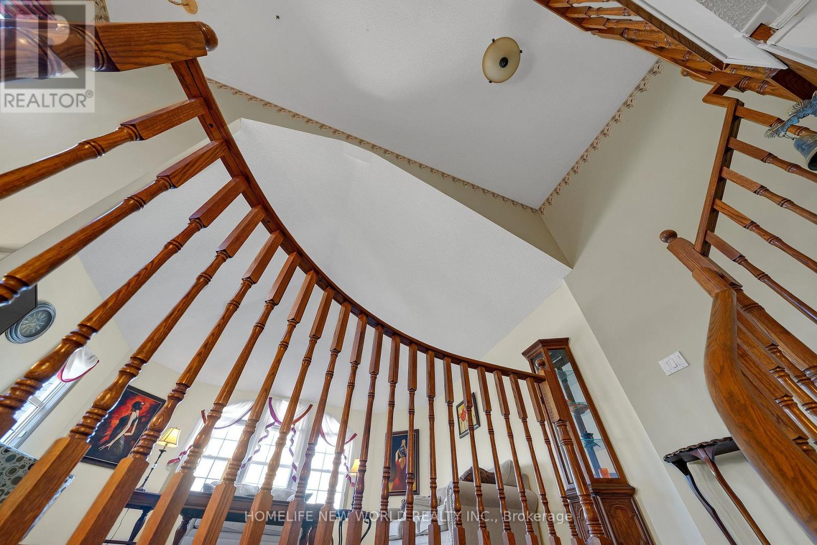 2326 YORKTOWN CIRCLE - 21