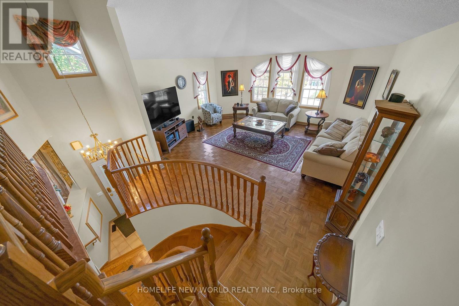 2326 YORKTOWN CIRCLE - 25