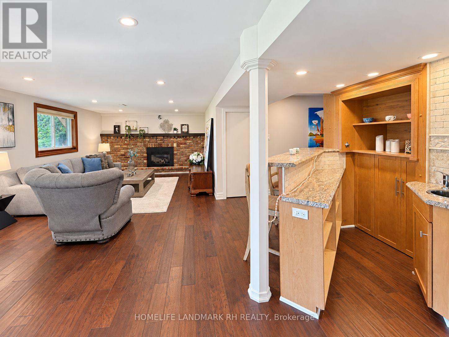 91 RIVEREDGE DRIVE - 30
