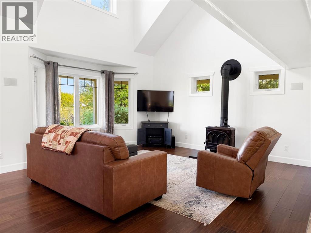 15 2 Avenue SW, Joussard — photo 9
