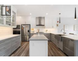 100 Crestbrook View SW - photo 7