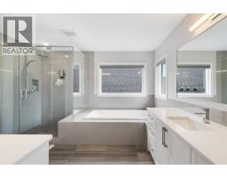 100 Crestbrook View SW - photo 26
