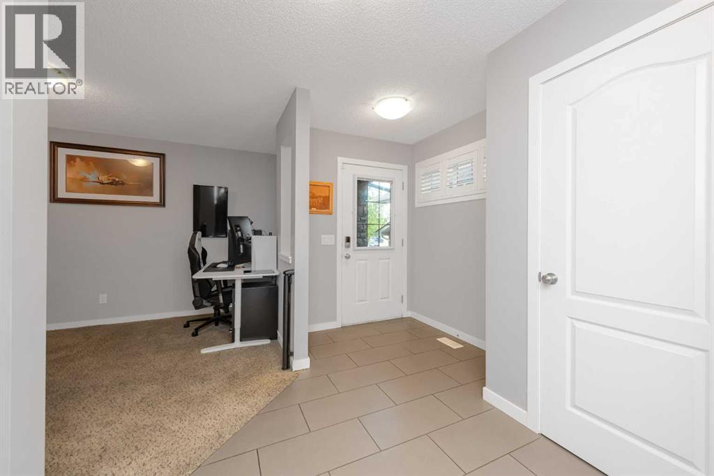 78 Hillcrest Street SW - 17