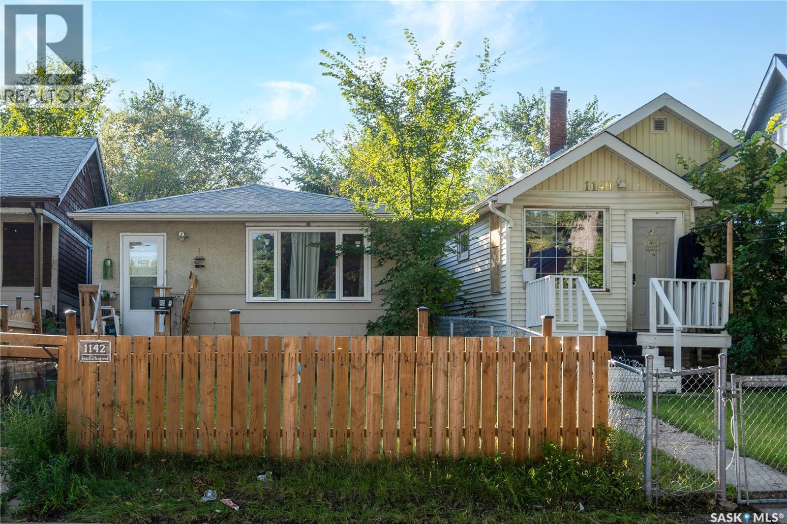 1142 Retallack STREET - 1